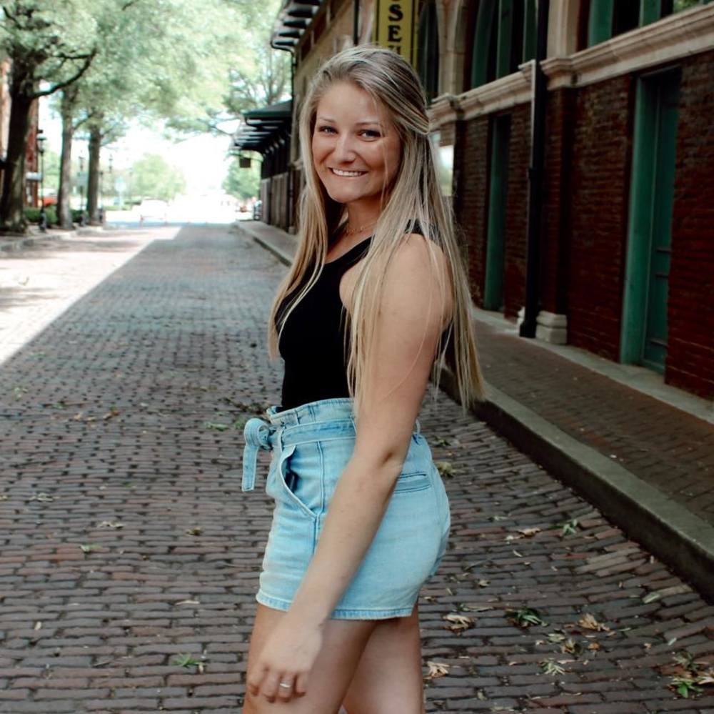 Meet your Posher, Kalli